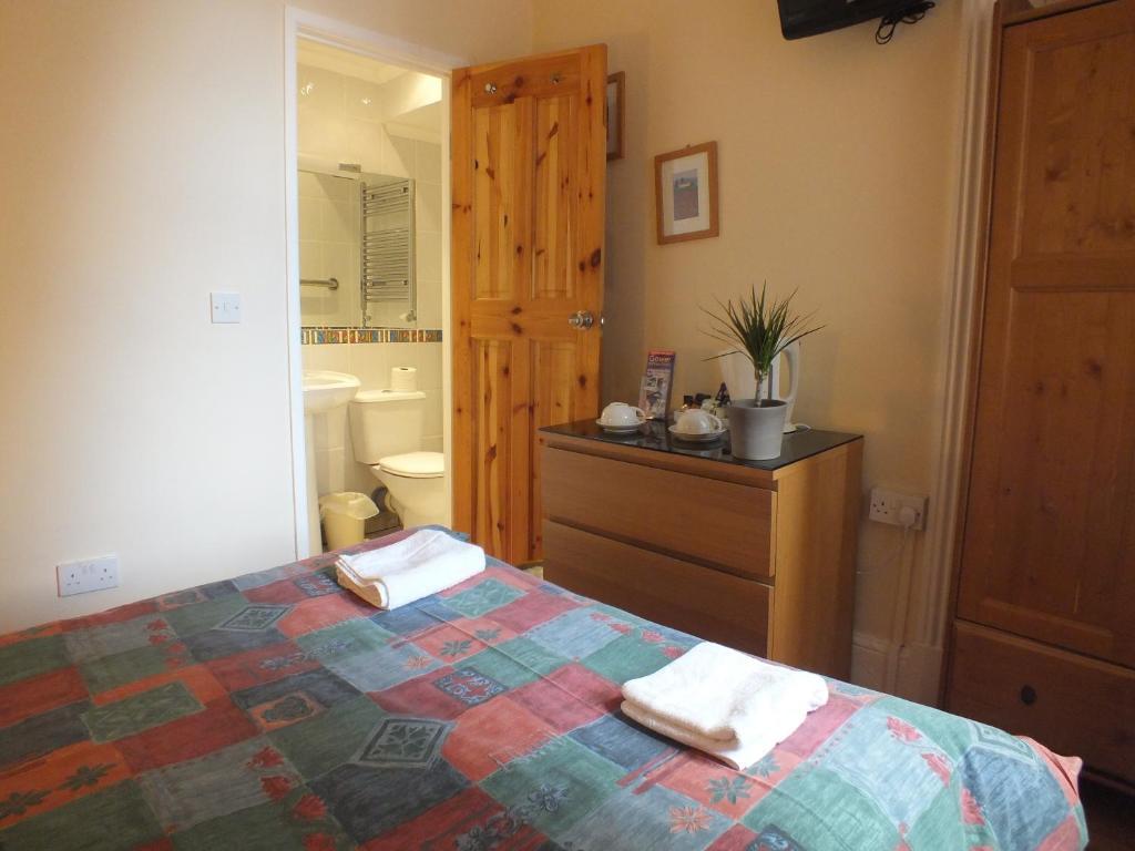 Leonardos Guest House Swansea Ruang foto